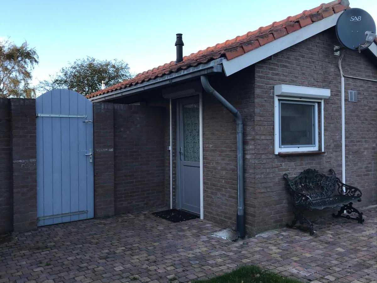 Slapen Bij De Zeeuwse Lala Bed & Breakfast IJzendijke Eksteriør bilde