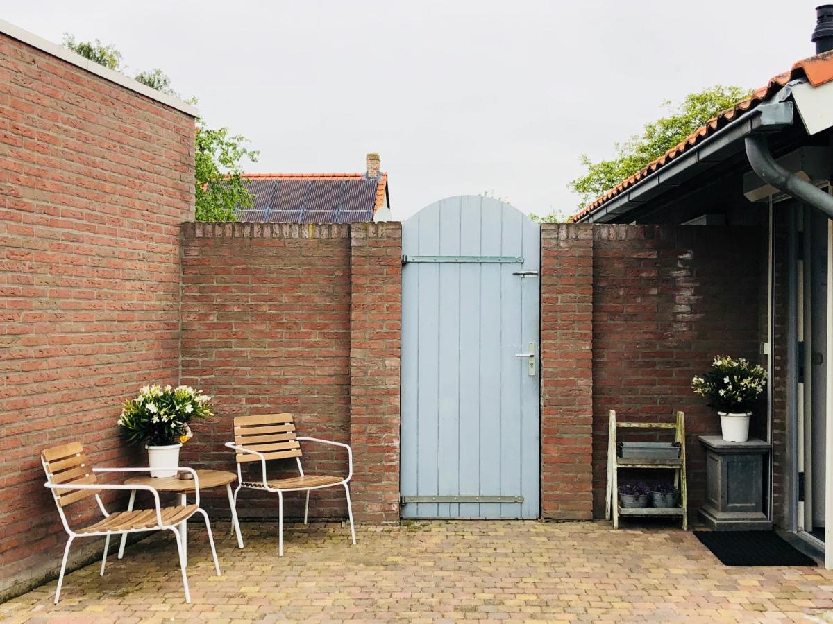 Slapen Bij De Zeeuwse Lala Bed & Breakfast IJzendijke Eksteriør bilde