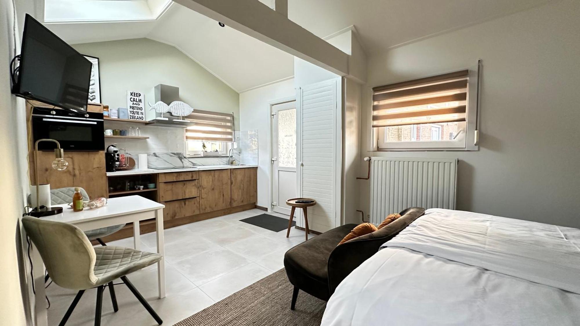 Slapen Bij De Zeeuwse Lala Bed & Breakfast IJzendijke Eksteriør bilde
